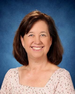 Portrait of Michelle Knepshield